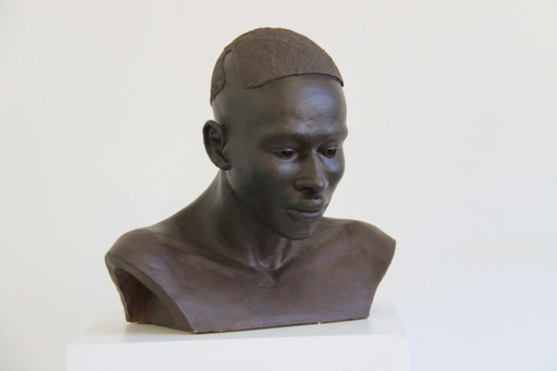 Chantal PORRAS - Skulptur Volumen - Portrait africain tête baissé