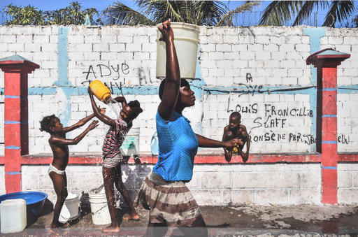 Corentin FOHLEN - Photography - Haiti 2013, cité du Soleil