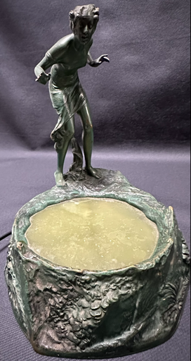 K. SALAT - Sculpture-Volume - Jeune fille devant l’eau 