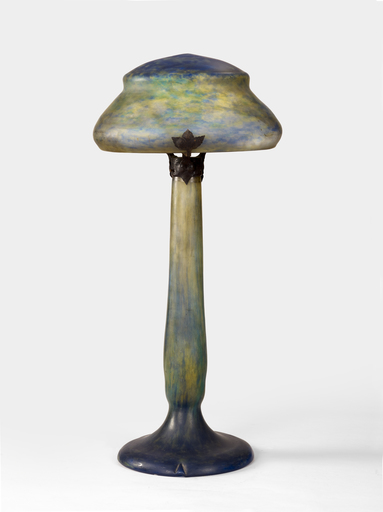 DAUM FRÈRES - Lamp, circa 1900