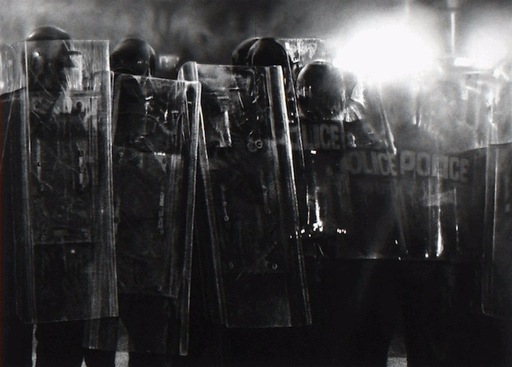 罗伯特•隆戈 - 版画 - Untitled (Riot Cops)