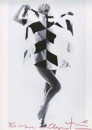 Bert STERN - Photography - MARILYN BLACK AND WHITE SCARF 