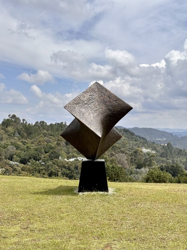 Gustavo VÉLEZ - Skulptur Volumen - Rítmica VII