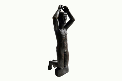 Hermann BLUMENTHAL - Skulptur Volumen - " Kniender mit erhobenen Arm "