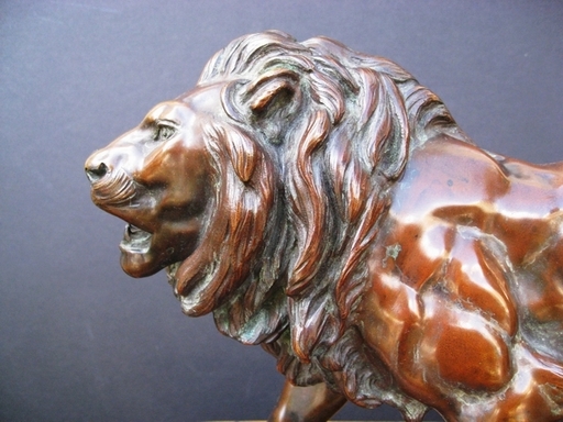 Antoine Louis BARYE - Sculpture-Volume - Lion marchant