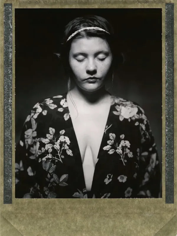 ELIZERMAN - Photography - Close your eyes