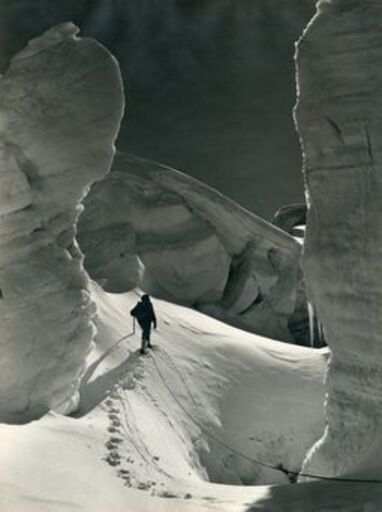 Georges II TAIRRAZ - 照片 - Marcher dans la neige