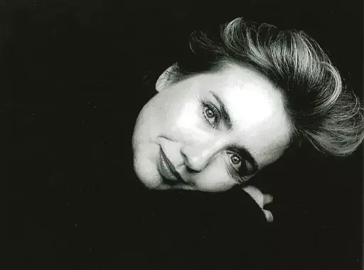 安妮·莱博维茨 - 照片 - Hillary Rodham Clinton - VOGUE (1993)