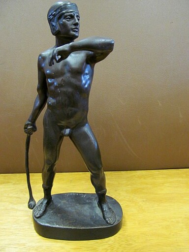 Umberto PINZAUTI - Sculpture-Volume - Nackter römischer Krieger mit Steinschleuder