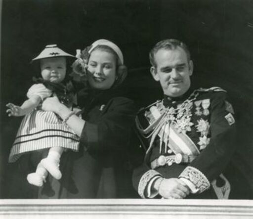 Edward QUINN - Photo - Prince Rainier III, Princess Grace, Princess Caroline.
