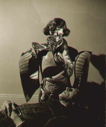 Philippe HALSMAN - Fotografia - (Jean Cocteau, snake and model)