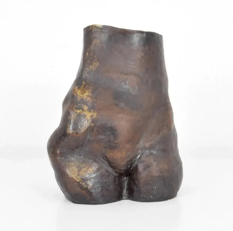 Large Mino Rosso Torso Sculpture Vessel By Mino Rosso Buy Art Online Artprice A stunning variety of sculptures from glass, ceramic, wood, and metal.