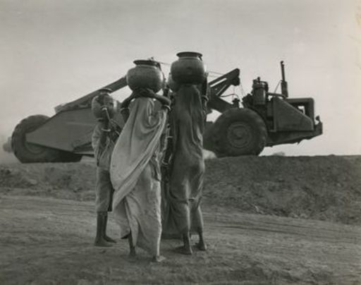 Werner BISCHOF - Photography - Damodar Valley, Construction of a Dam, India