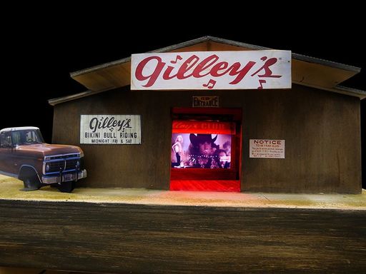 Tracey SNELLING - Scultura Volume - Gilley's