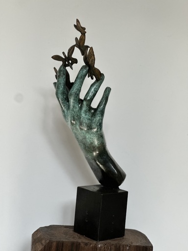 DIGEMA - Skulptur Volumen - JE SUIS LÀ