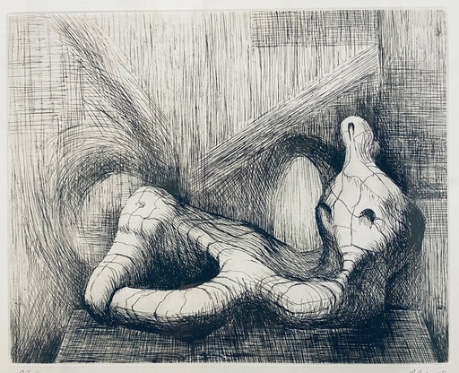 亨利•摩尔 - 版画 - Reclining Figure, Piranesi Background II
