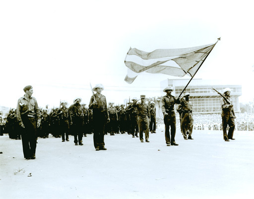 Osvaldo SALAS - Photo - Military parade  May 1st, 1960.