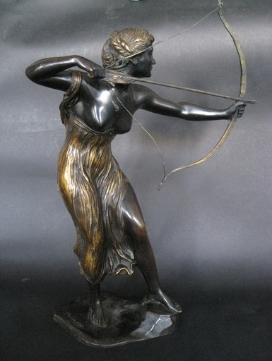 Georges MORIN - Sculpture-Volume - La déesse de la chasse  Diane Arthemis 