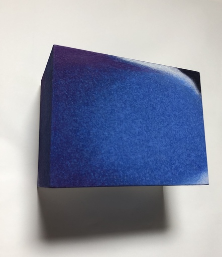 Fusako EKUNI - Sculpture-Volume - Into the Light - Cube 1