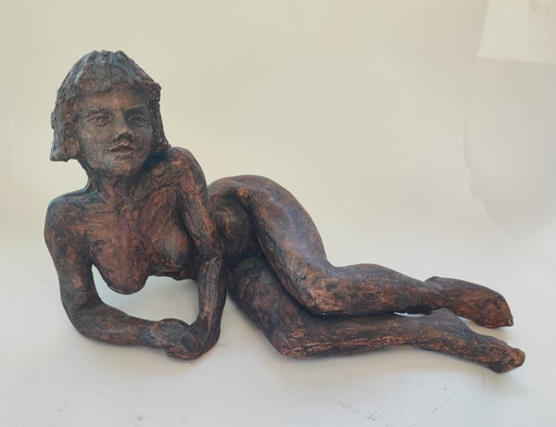 Annie MALARME - Escultura - femme allongée reposant sur un coude