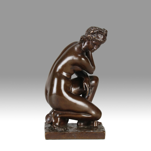 Ferdinand BARBEDIENNE - Escultura - Kneeling Venus