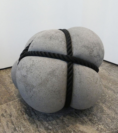 Stephan MARIENFELD - Sculpture-Volume - Bondage Beton 42 cm