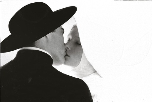 Oliviero TOSCANI - Photo - Benetton advert - "Kissing Nun" (1992)