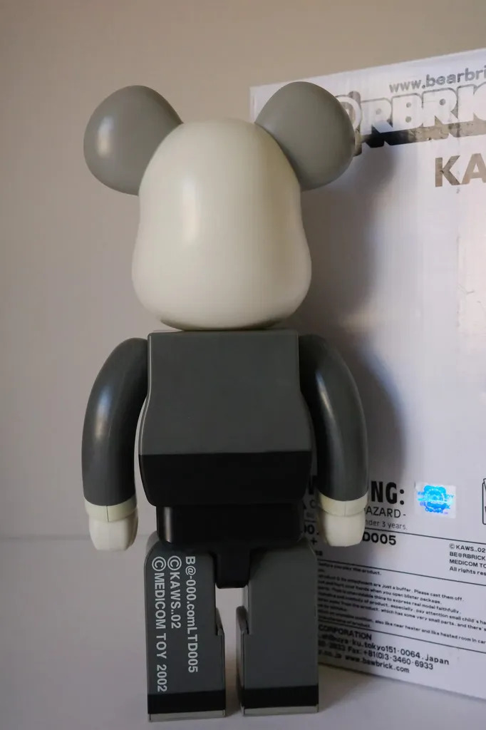 KAWS X Be@rbrick Companion Grey 400% by | KAWS | buy art
