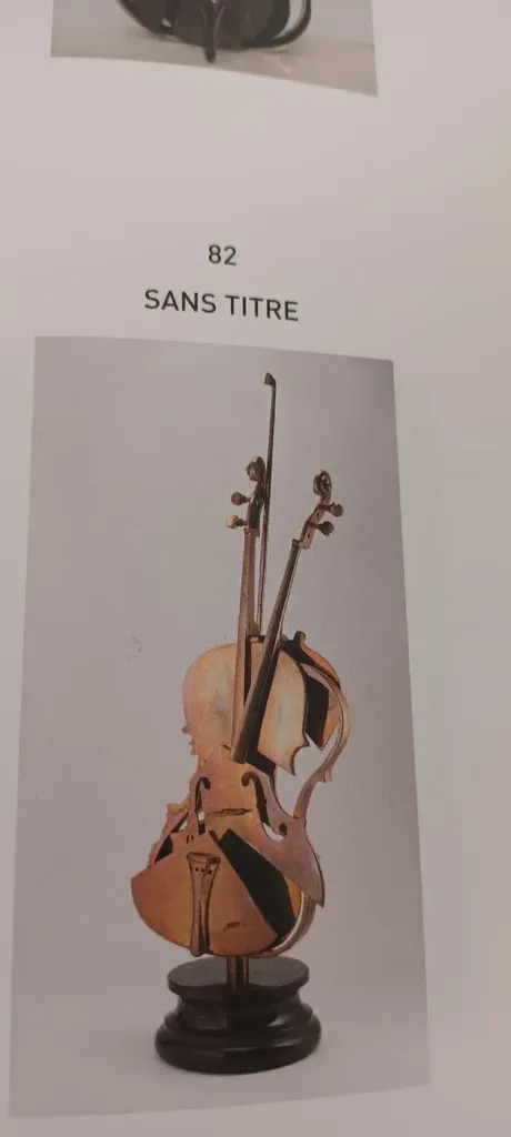 Violon coupé by | ARMAN | buy art online | artprice