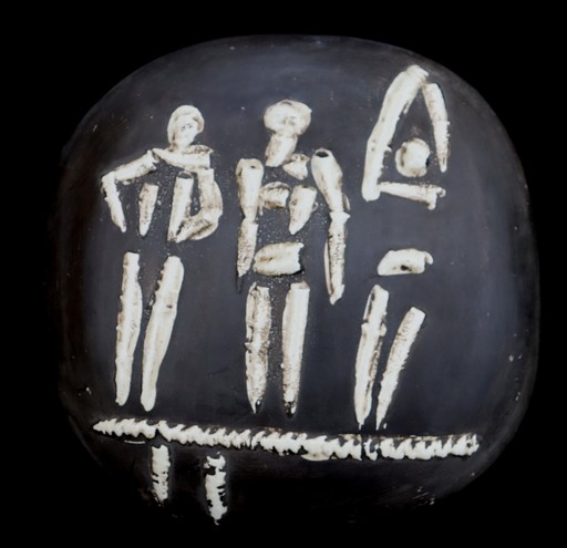 巴勃罗•毕加索 - 陶瓷  - "TROIS PERSONNAGES SUR UN TREMPLIN"