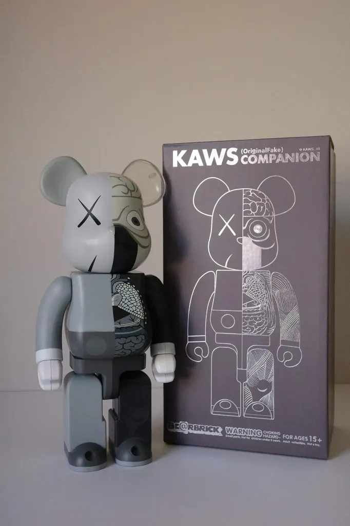 KAWS NexusVII Wooden Bearbrick – TOYQUBE.COM