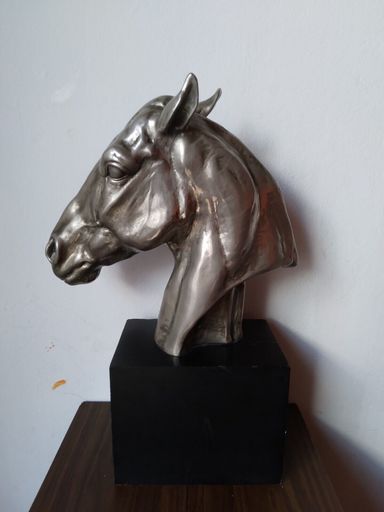 Albert Hinrich HUSSMANN - Escultura - "BUST OF A HORSE'