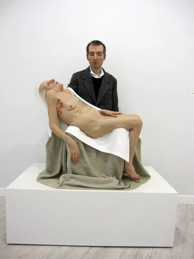 Sam JINKS - Sculpture-Volume - Still life (Pietá)