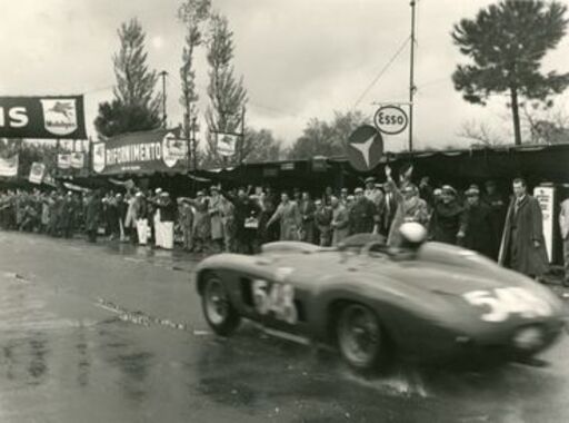 Ezio VITALE - Photography - Mille Miglia, Castelletti su Ferrari
