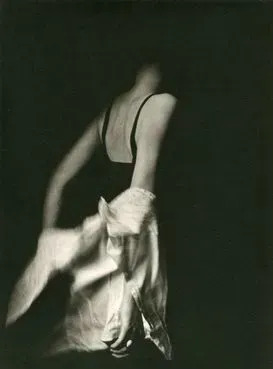 René GROEBLI - 照片 - Entkleiden.
