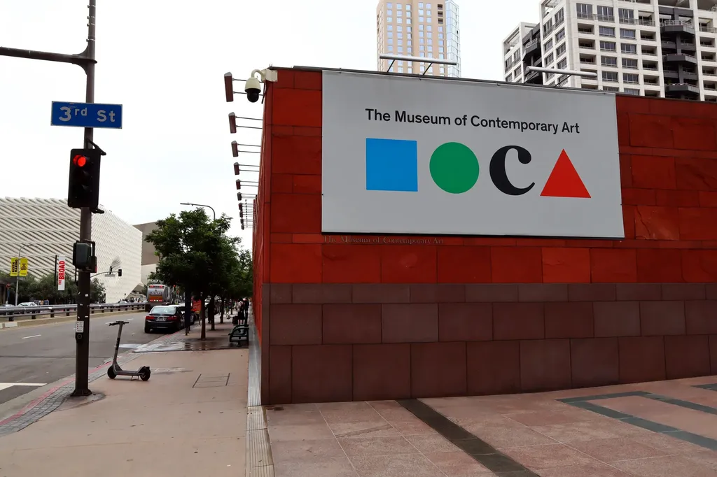Monuments at the Geffen Contemporary at MOCA and The Brick: When ...