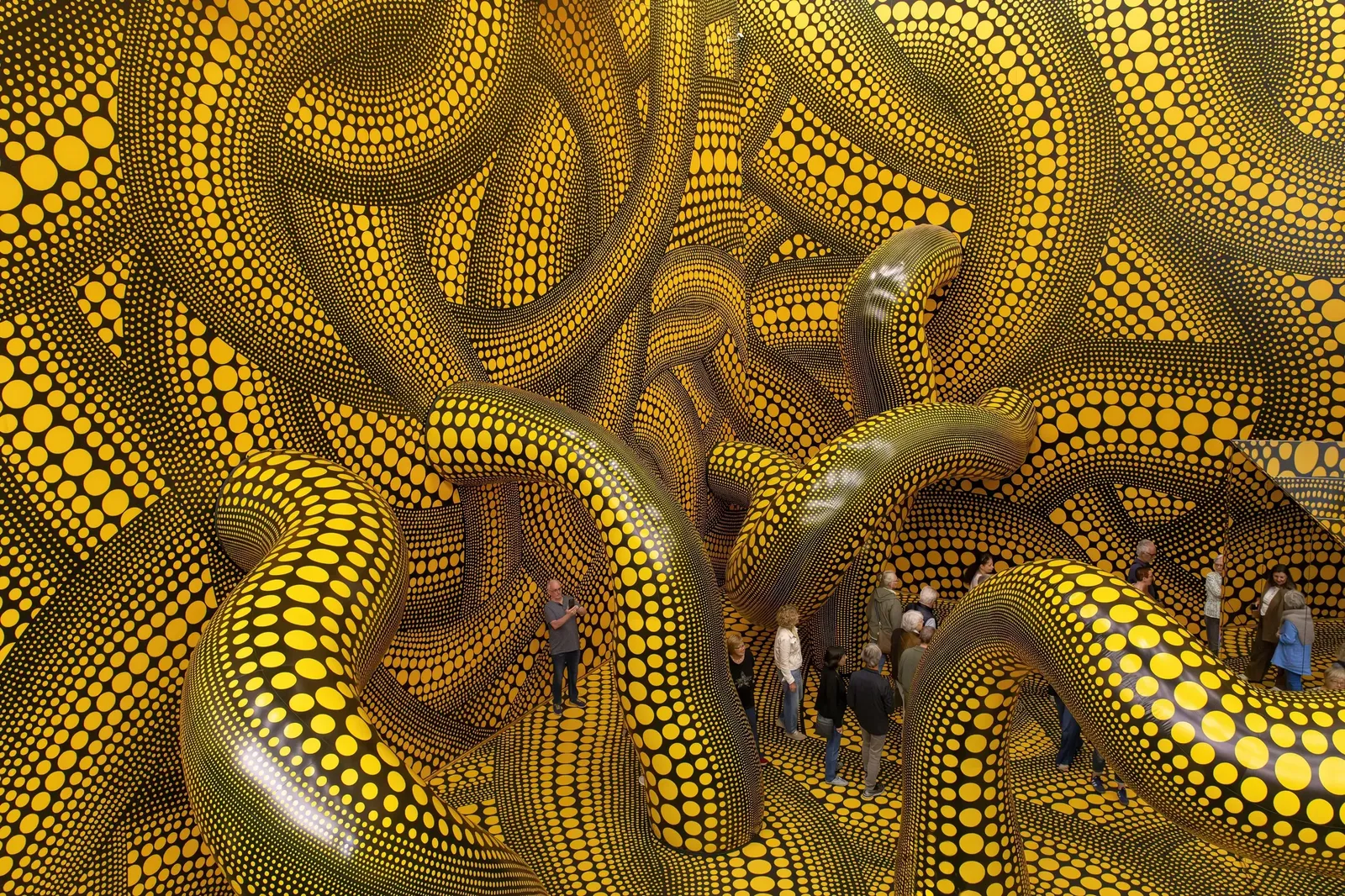Yayoi Kusama Dies at 97: The Passing of a Global Icon of